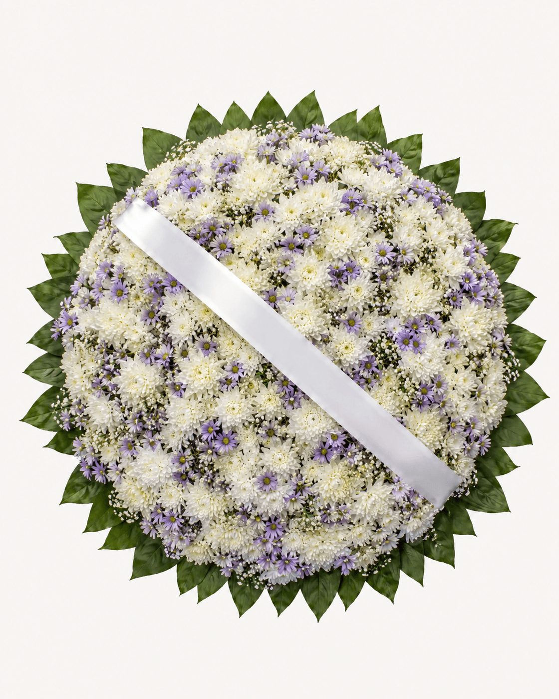 Coroa de Flores Lilás e Branca de Ásteres e Crisântemos
